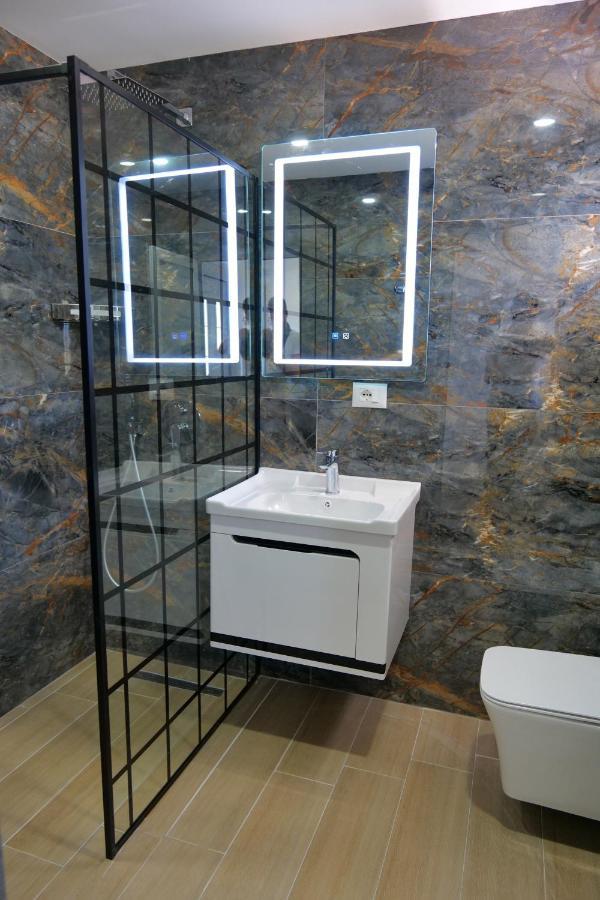 Iljo Apartments 卡萨米尔 外观 照片