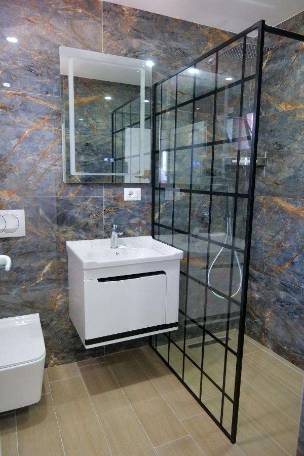 Iljo Apartments 卡萨米尔 外观 照片