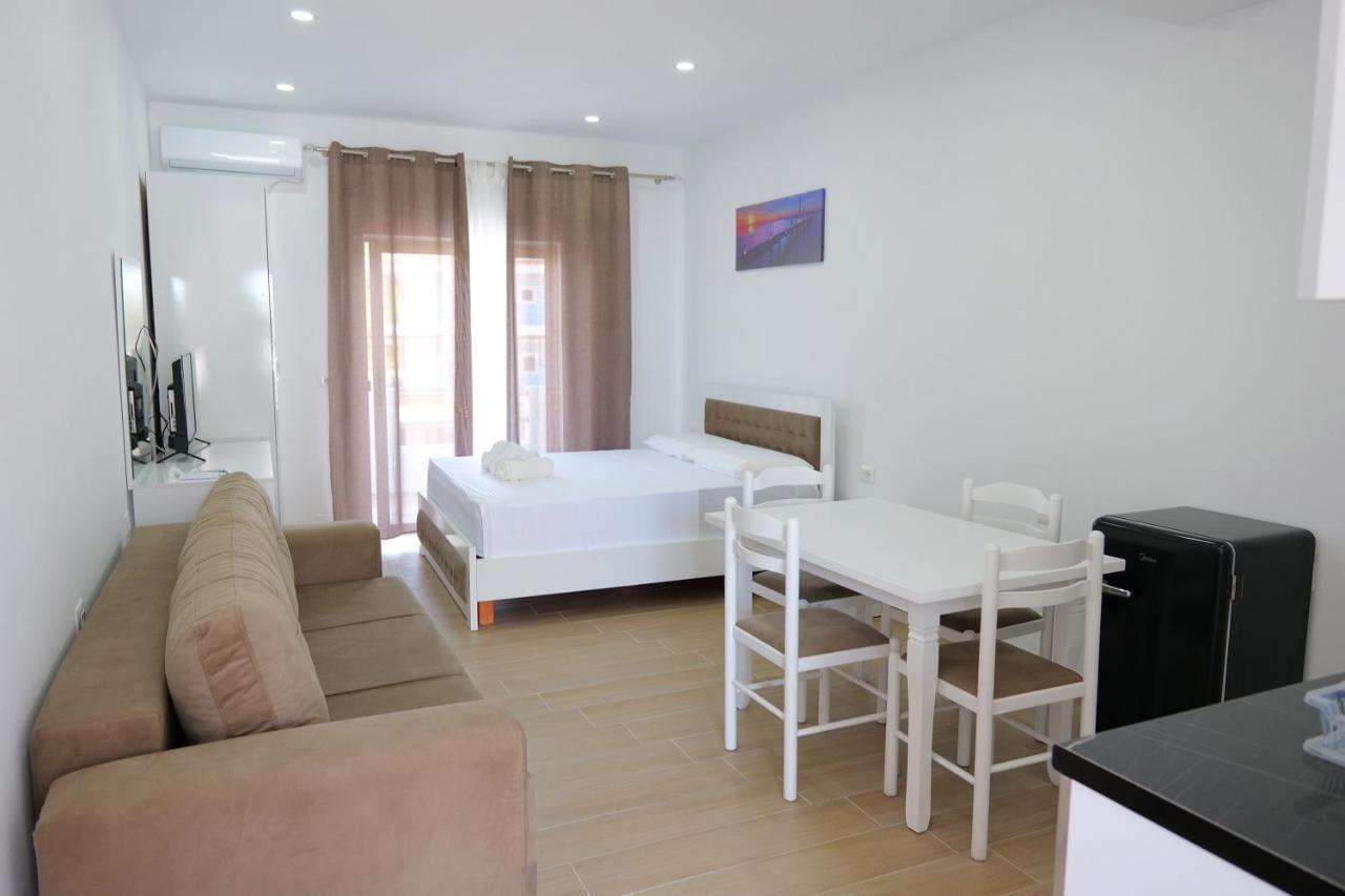 Iljo Apartments 卡萨米尔 外观 照片